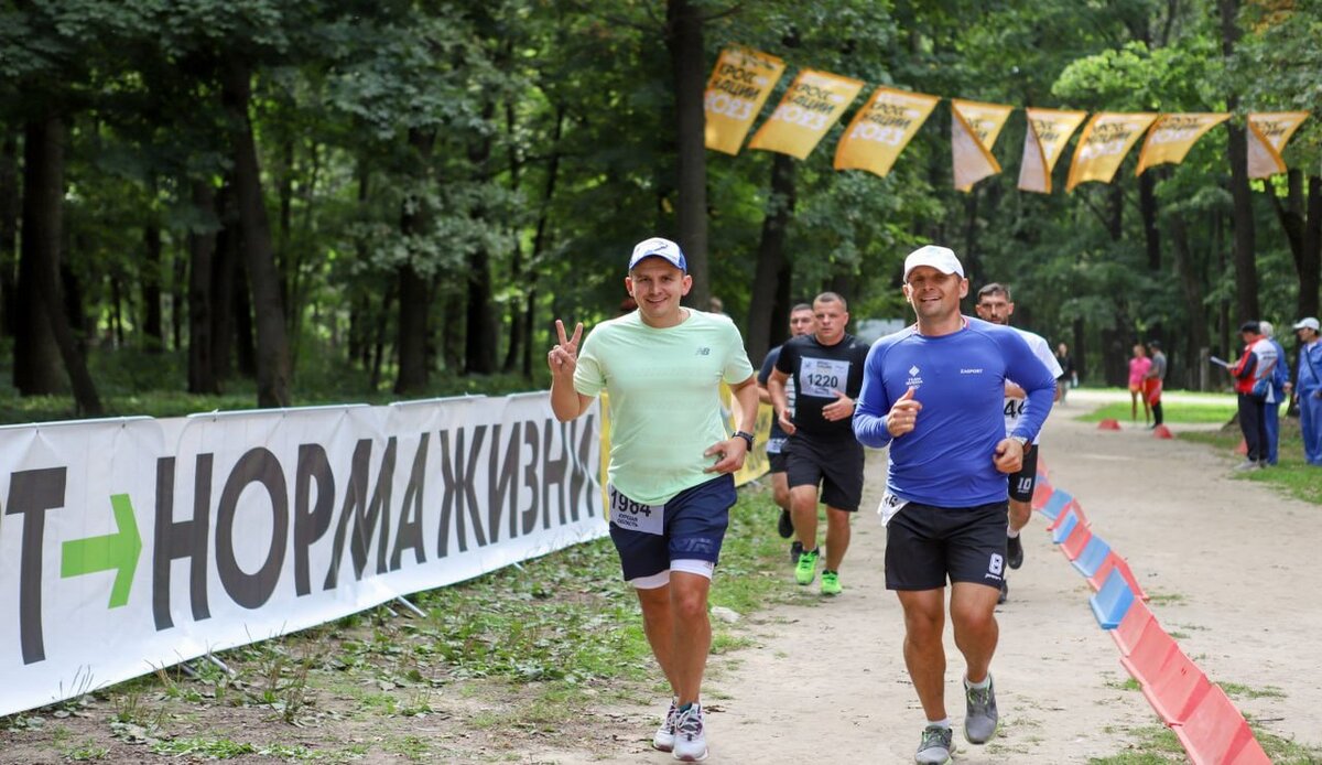    Мэр Курска Игорь Куцак принял участие в дне бега «Кросс нации»