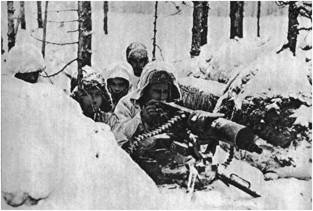 Финские пулемётчики на позиции