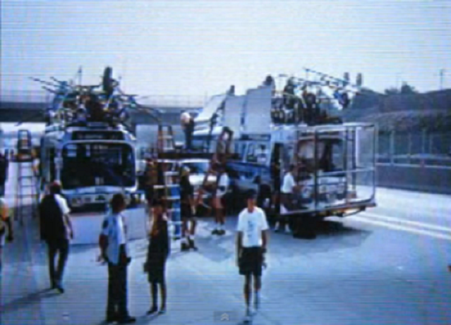 1994 метра. Киану ривз скорость 1994. 1994 метра. Погоня 1994. Киану ривз speed.