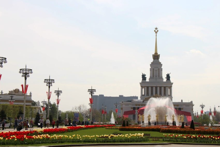 Вднх автомобильный павильон