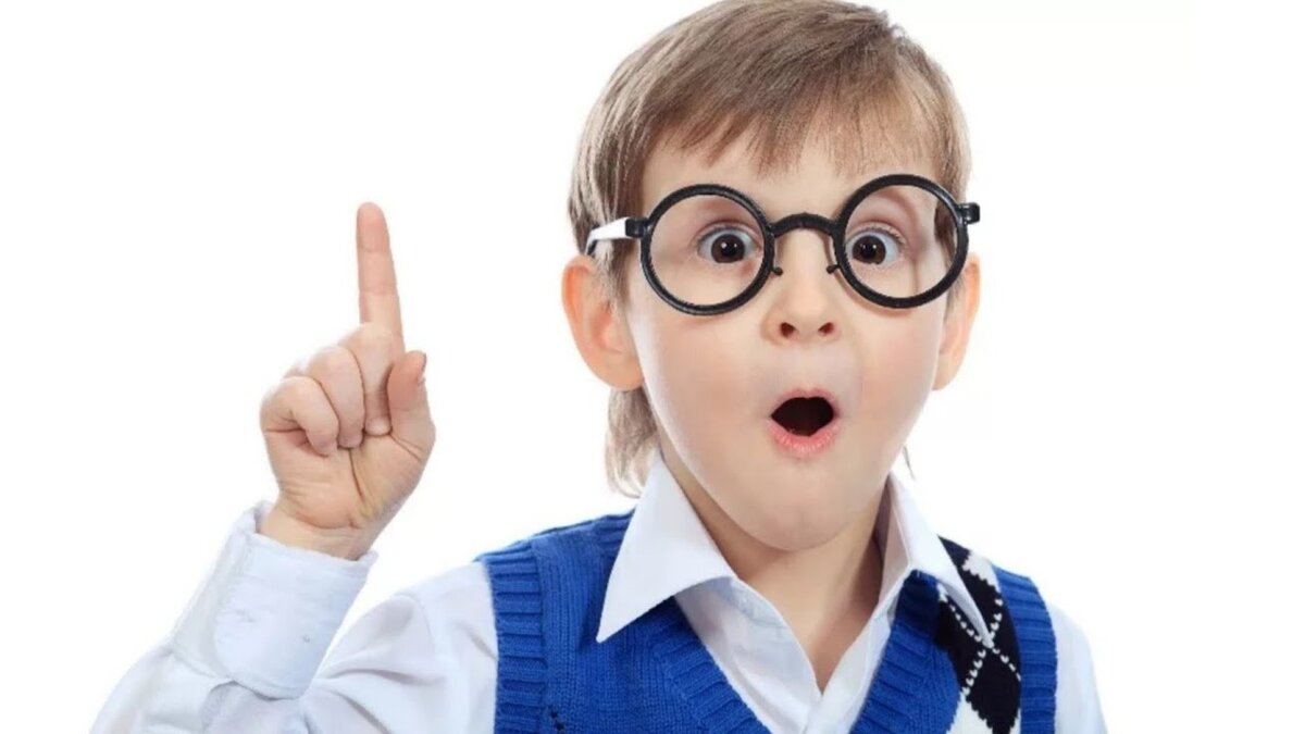 Очки я ношу со школьной скамьи