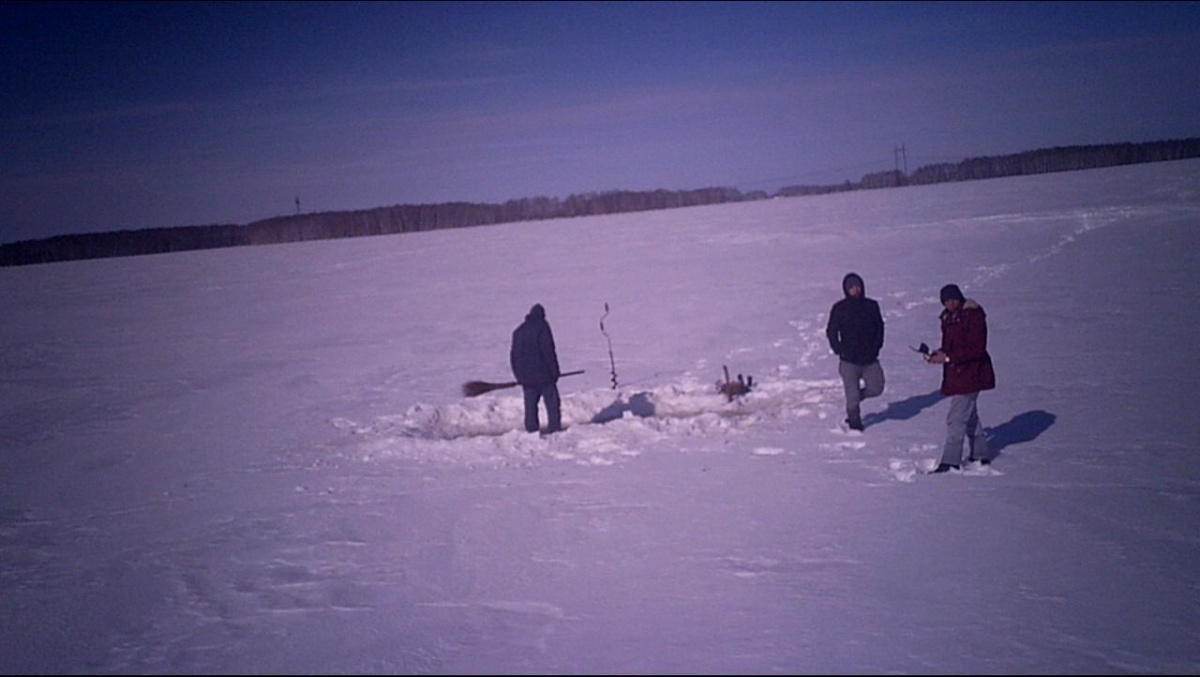 Зимняя рыбалка "на метлу".