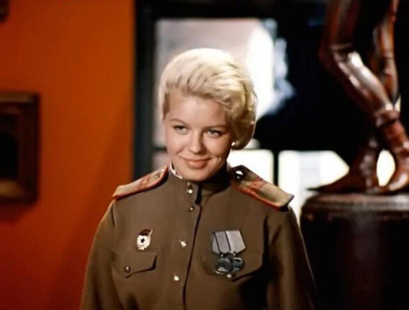 Галина Фигловская. Кадр из фильма «Женя, Женечка и "катюша"»