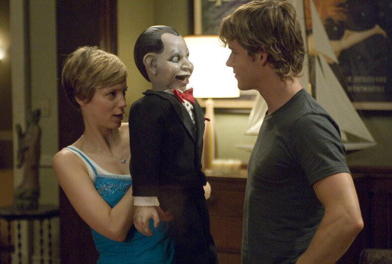 Кадр из фильма "Мертвая тишина", 2006 г. 