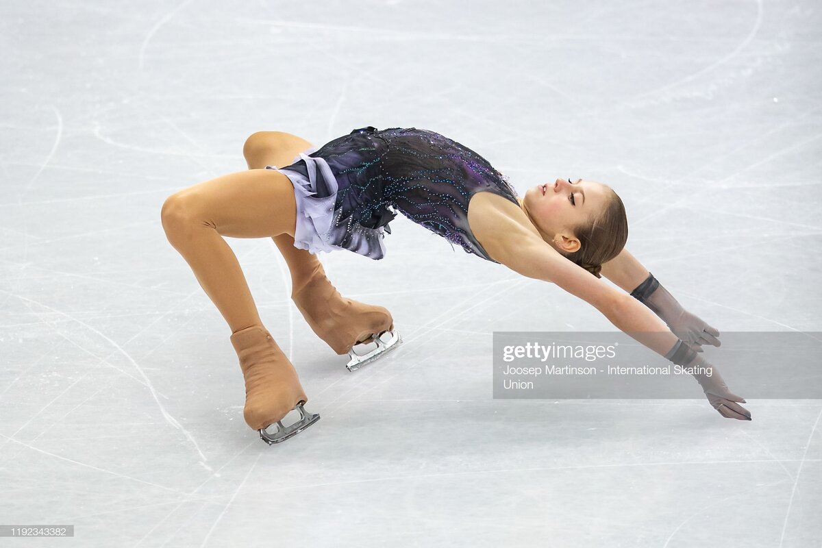 Александра Трусова