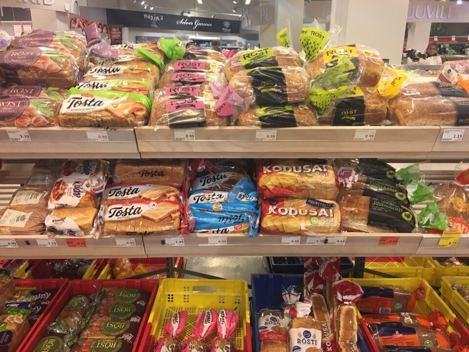 Сколько в Эстонии стоит поесть дома? Сделала в Таллине фото цен на обычные продукты, из которых можно приготовить дома