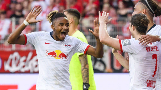 Нкунку забивает в дебютном матче против Униона