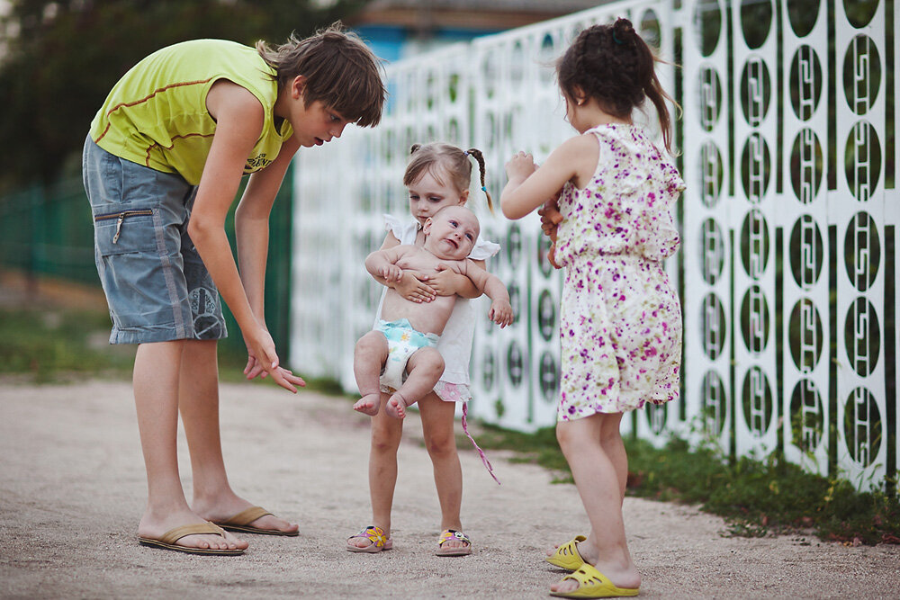 Здесь младшему, Степочке, 3 месяца