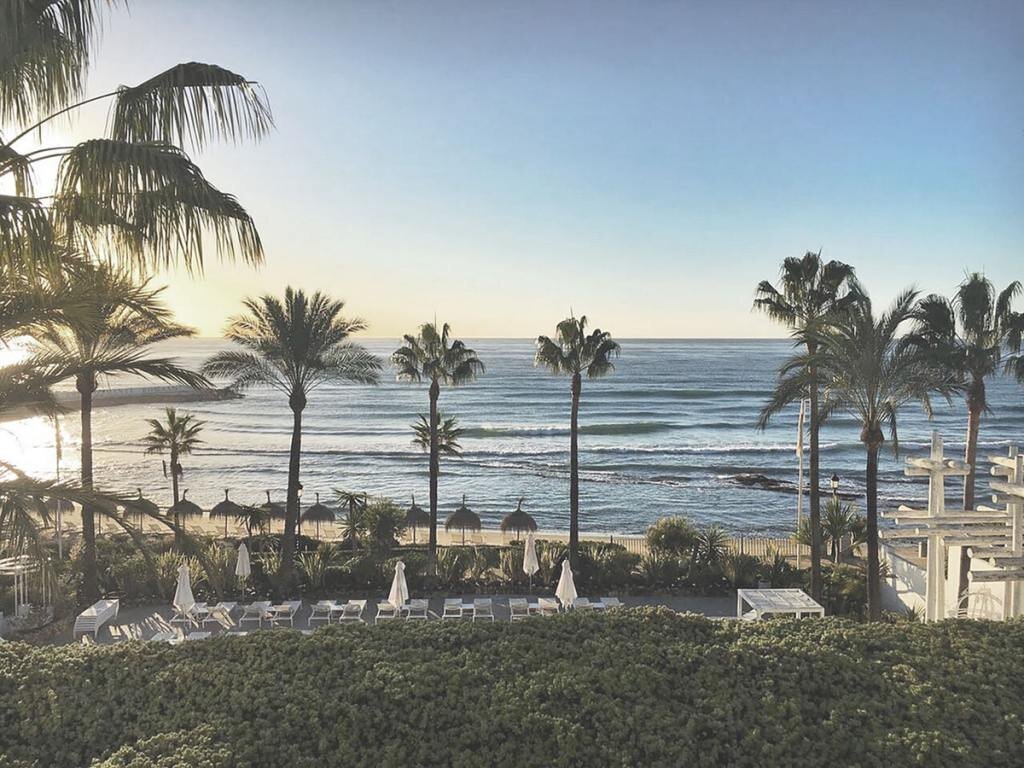 Puente Romano, Marbella вид на пляж