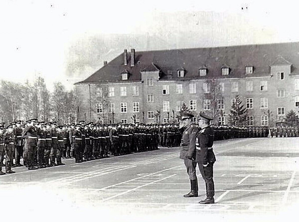 79 т д. Военный городок ГСВГ. Германия Росслау военный городок. ГСВГ ВЧ ПП 73046. Вайсенфельс Германия военный городок.