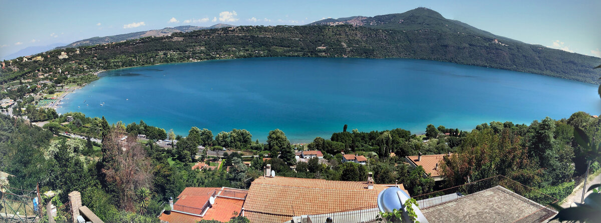 Кастель-Гандольфо, вулканическое озеро Альбано