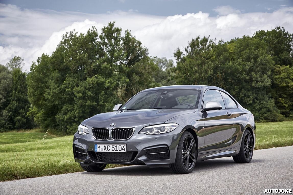 BMW M240i
