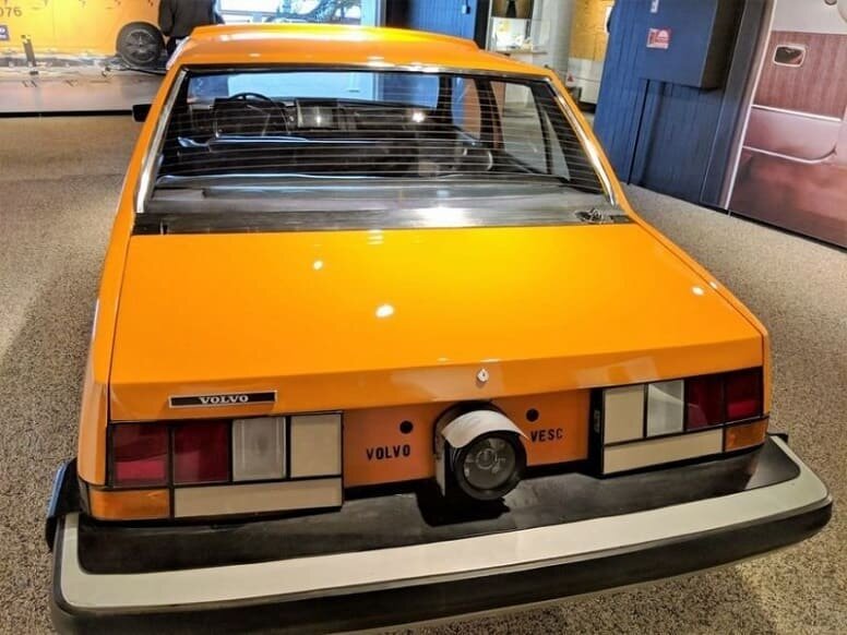 Volvo Experimental Safety Car