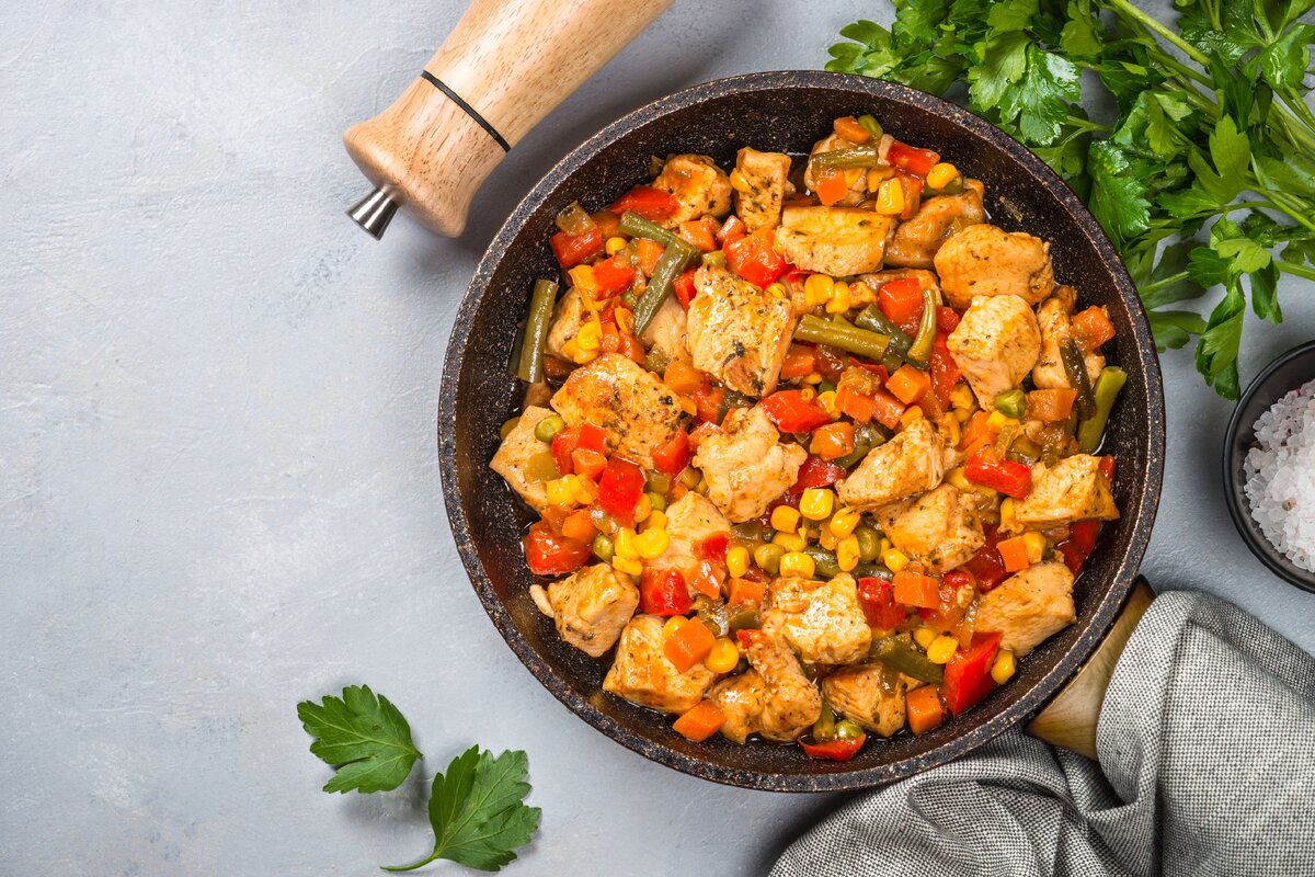 Диетические блюда из куриной грудки — 7 вкусных рецептов приготовления
