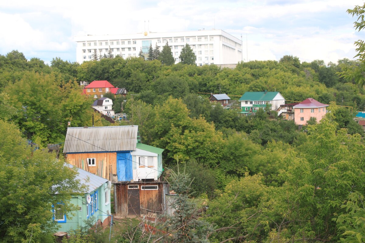 Обзор с начала улицы Гоголя. Фото автора.