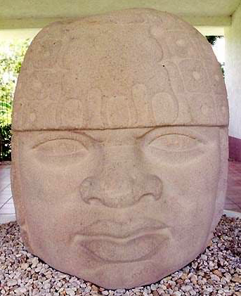 Цивилизация ольмеков считается первой, “материнской” цивилизацией Мексики.-15