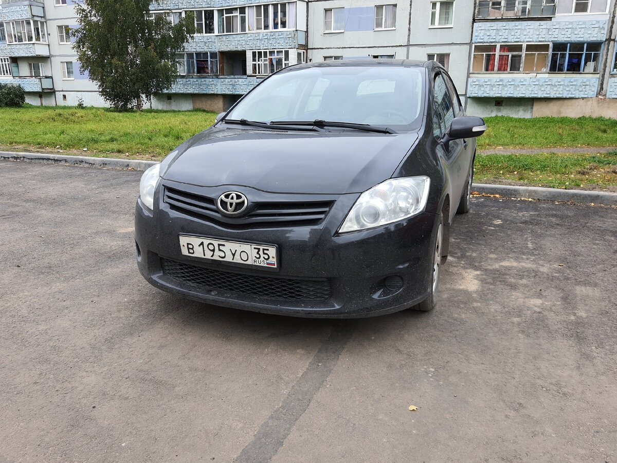 Toyota Auris, 2012 г.в.