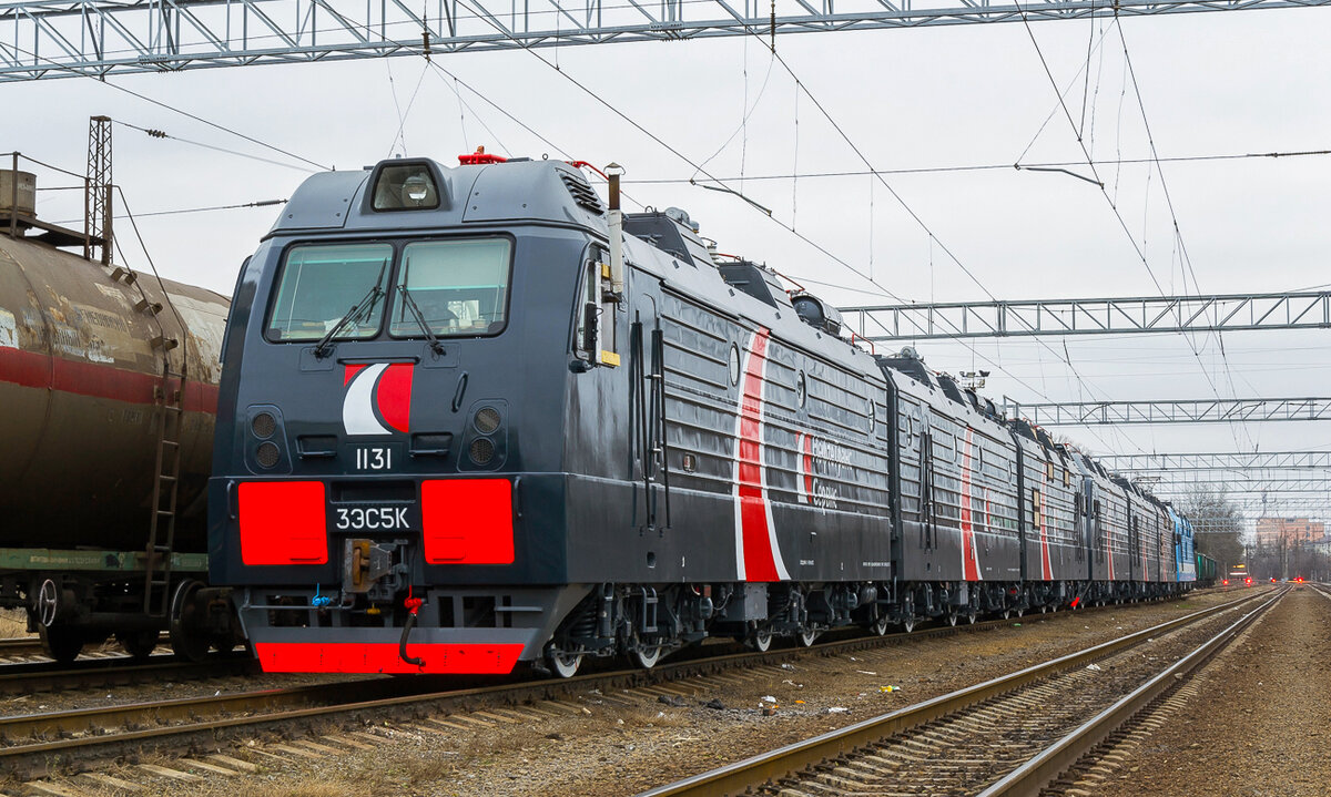 Новый "Ермак" 3ЭС5К-1131 для холдинга "НефтеТрансСервис" , фото с сайта https://trainpix.org/, автор Копылов Н.О.