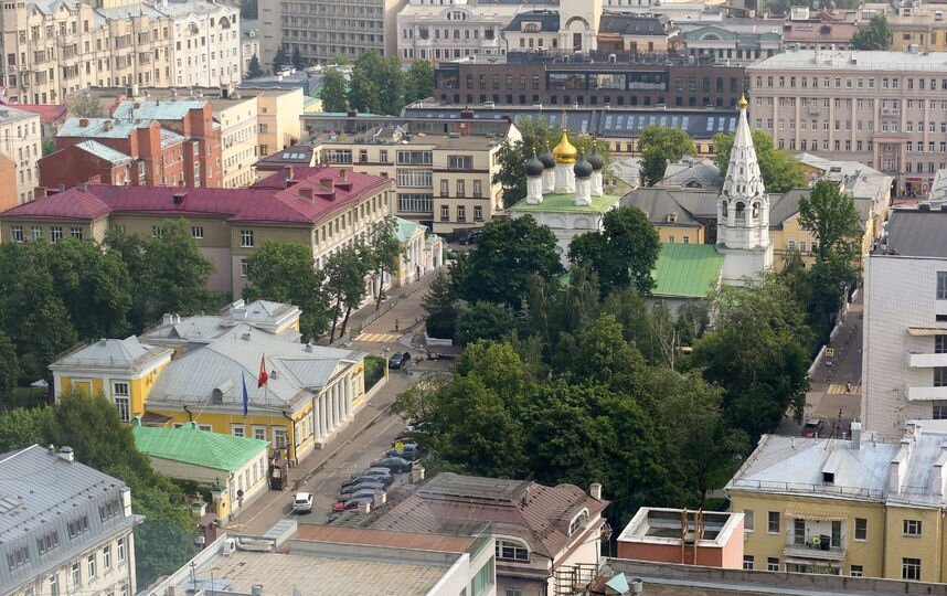 Картина московский дворик сегодня