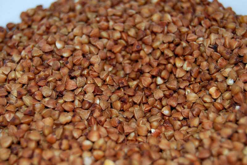 Гречка. Крупа из зерна гречихи. Крупа из зерна гречихи. Крупа гречневая. Крупа гречневая 800гр.