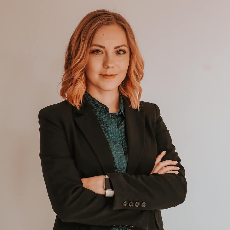 Анна Максименко