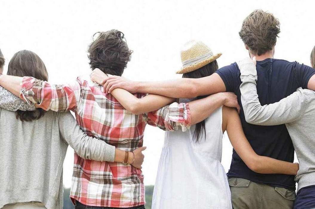 Кто, по-вашему, настоящий друг? НАпишите в комментарии