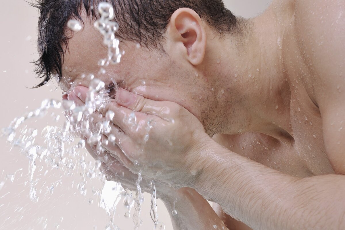 мыться во сне к чему. отключили горячую воду моюсь в тазу. мыться в душе во сне. мыться во сне к чему мужчине. мыться в душе во сне.