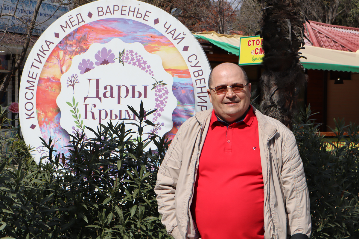  Слышали такие фразы? Программирующие бедность…😏
У БОЛЬШИНСТВА бедных людей мозг скован СТРАХОМ взять ответственность за свою жизнь и начать ее менять!
Вот, например, вы показывайте некотрым кандидатам в бизнес маркетинг план, где сколько человек заработает всё досконально рассказывайте — им НИЧЕГО не заходит.
⠀⠀
🤨У них в голове сразу а да это «сеекта, лохотрон, пирамида,продукта нет» и т.д.
⠀⠀
😍НОООООООО почему же тогда случается так, что приходят другие  люди, регистрируются, начинают быстро расти, быстро выходят на хороший чек и т.д? Они умнее других? Нет🤷‍♀️
⠀⠀
🤔Они может что-то знают, а вы нет? Нет🤷‍♀️ Система работы одинаковая. Что тогда?!
⠀⠀
😁Они просто ОТКРЫТЫ к  новому. Не боятся. Рисков-то ноль. 
Почему бы нет?! Они открыли голову😁🧠, туда зашла инфа по системе работы🌀📈📝, начали работать  регистрировать людей, вышли на хороший доход💰💰💰
⠀⠀
🤪В то время как другие сомневались, боялись, не верили в себя, жалели себя, теряли время, сдавались и тд.
⠀⠀
Так вот, резюмирую: Не так страшно отсутствие денег, как скудность ума! 🐔
⠀⠀
Развивайте свой мозг 🧠, господа! 

Больше информации здесь:

https://t.me/doxod_21

ПИШИТЕ МОЙ ТЕЛЕГРАМ @kanishevvalery
Ватцап +7(978)-817-30-14

#работа #доход #заработок  #онлайн #мамавдекрете
