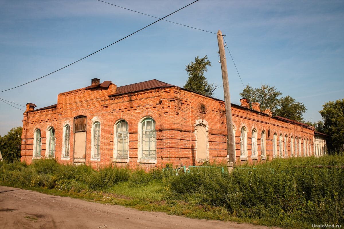 Военный городок Звериноголовское. Село Березово, Звериноголовский, Оренбургской губернии. Герб Звериноголовское.