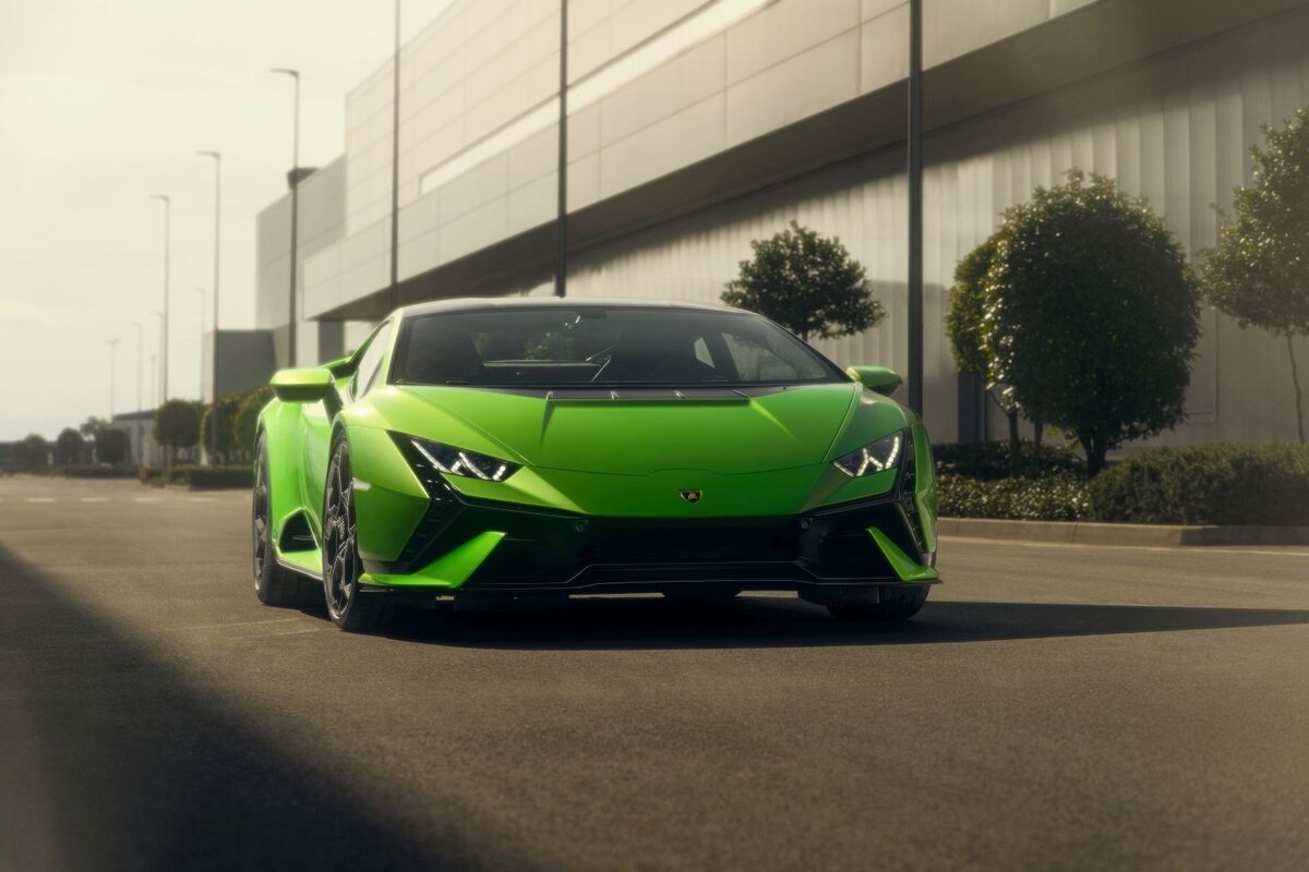 Lamborghini Huracan девушка