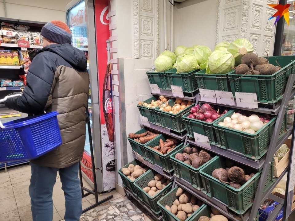     В магазине шаговой доступности обнаружились все необходимые овощи. Фото: читатель «КП», носит иллюстративный характер.