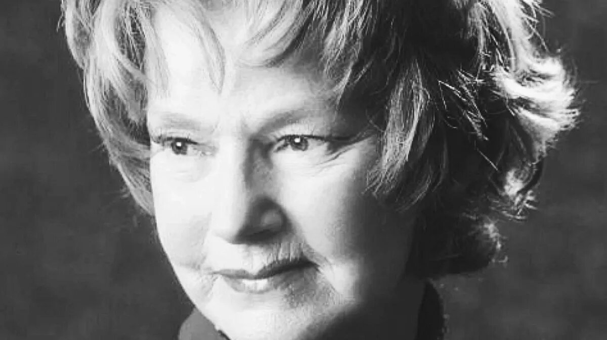 Юлия Борисова. Фото: Театр имени Евгения Вахтангова