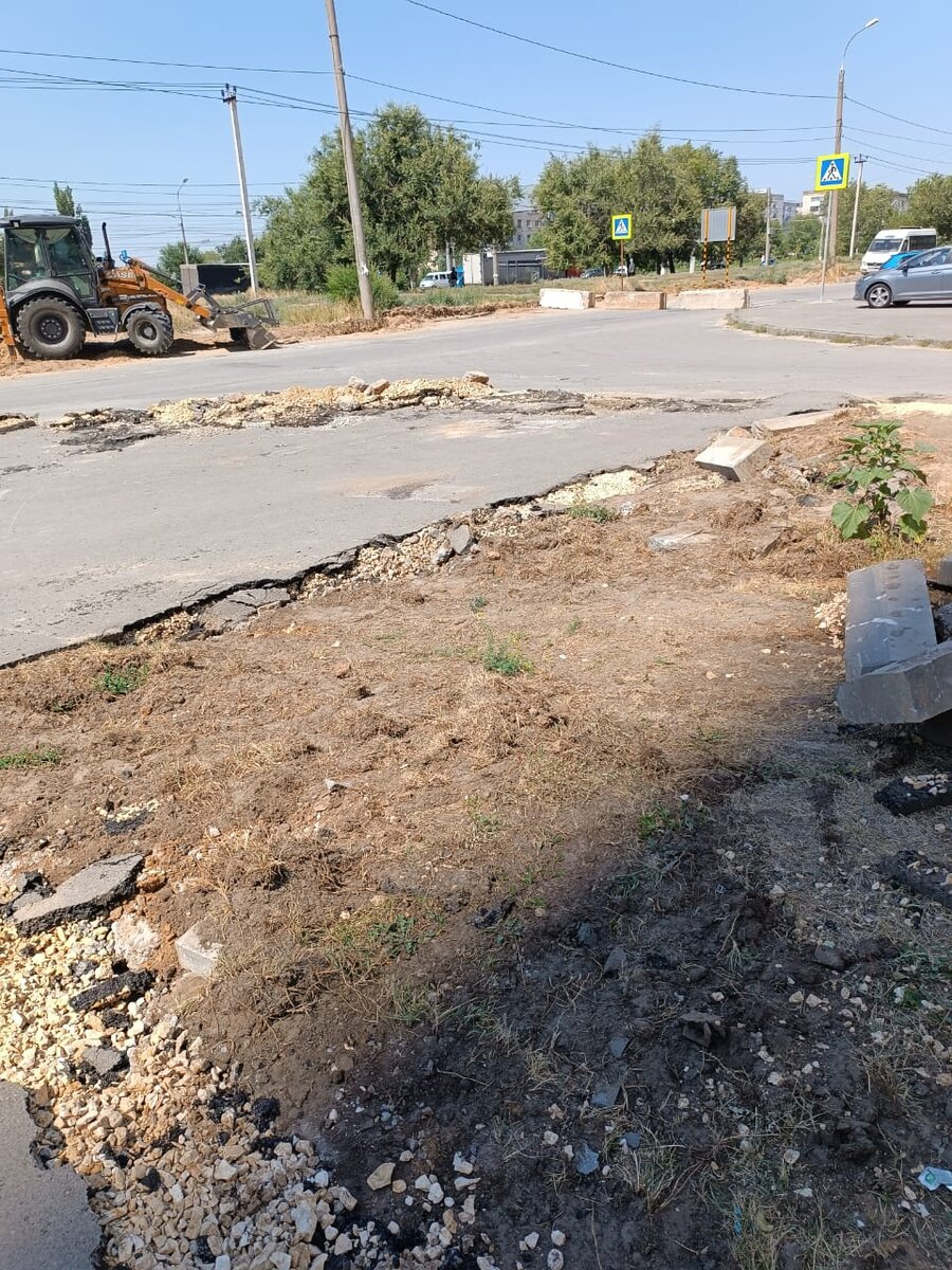 Волгоградцы стали заложниками стройки новой дороги на проспекте Жукова: люди  записали видео Путину и Бастрыкину | Блокнот Волгоград | Дзен