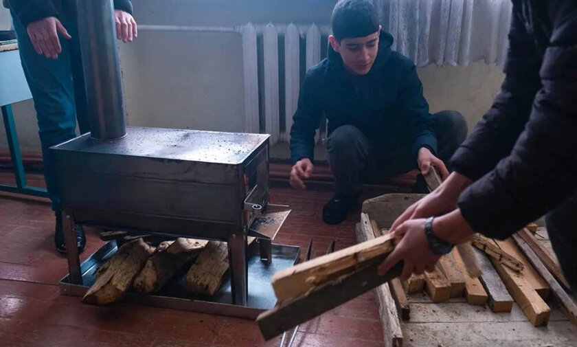 Голод, нехватка лекарств, воды и отопления, 40-градусная жара и грядущая зима
С 12 декабря 2022 года регион Арцах, где живут 120 тысяч армян, заблокирован со стороны Азербайджана.-8