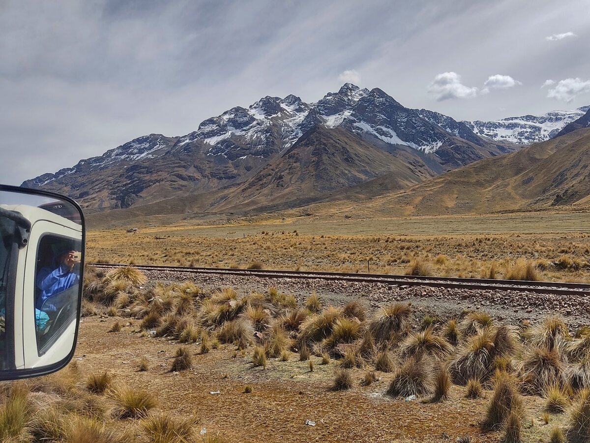 местные виды из окна фуры