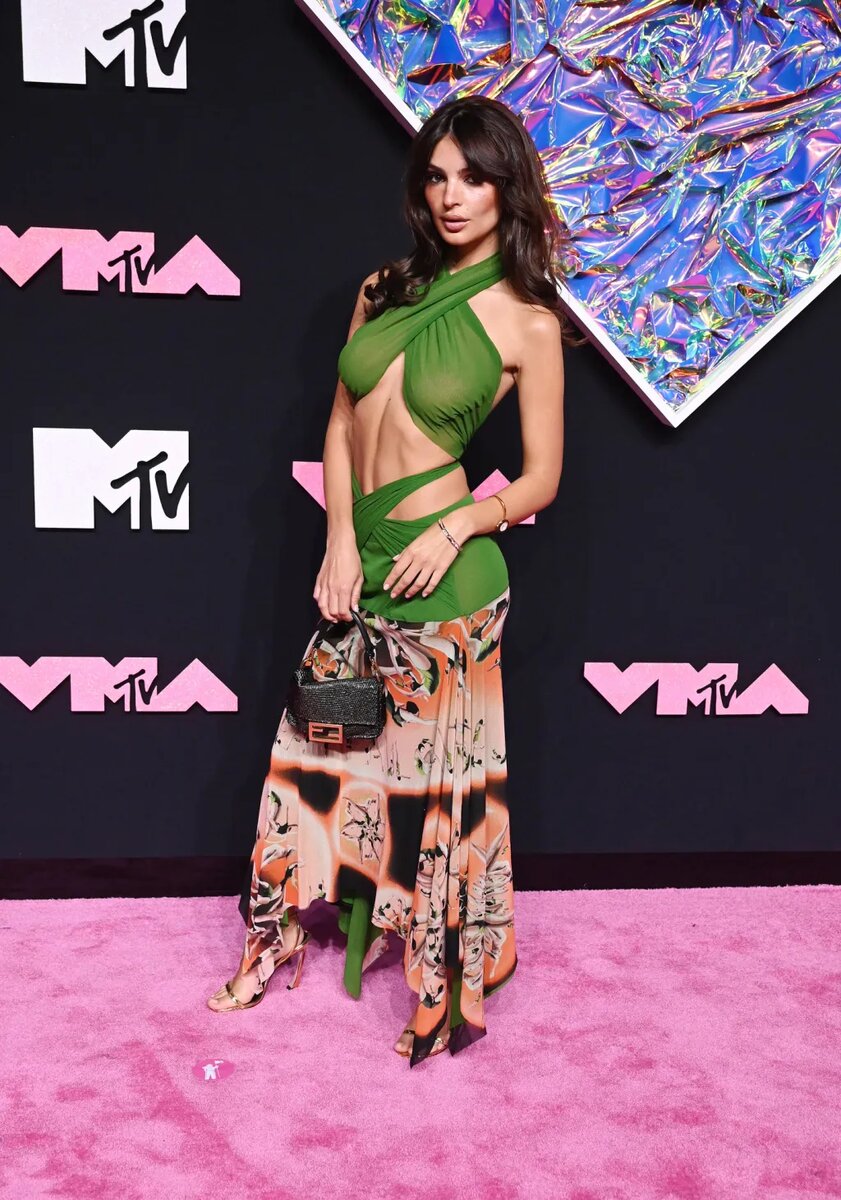 Эмили Ратаковски