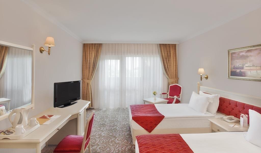 фото https://www.booking.com/hotel/tr/wow-kremlin-palace.ru.html?