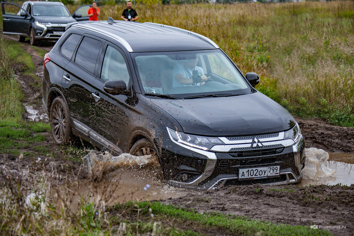 Всем на борт! Два важных обновления в Mitsubishi Outlander ???