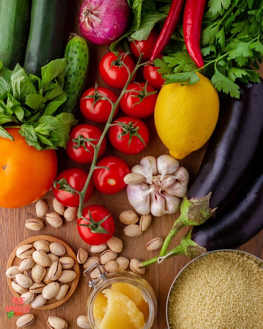 Обжаренные на гриле овощи🍆🍅 с табуле и фетой