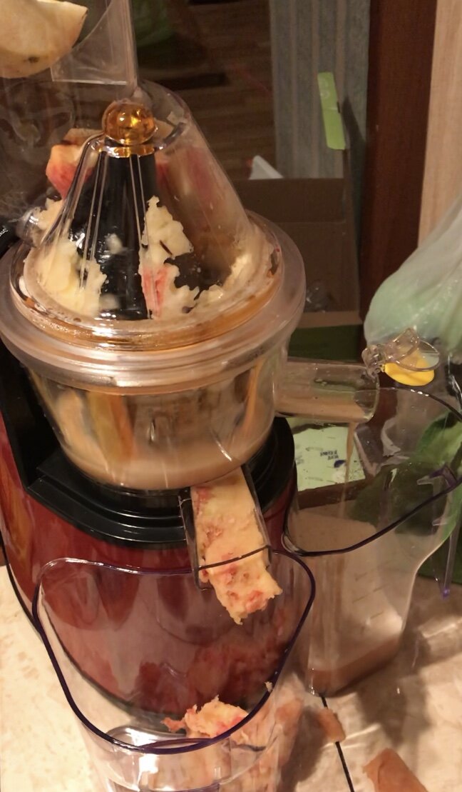 Соковыжималка Kitsoft в действии. Фото из личного архива