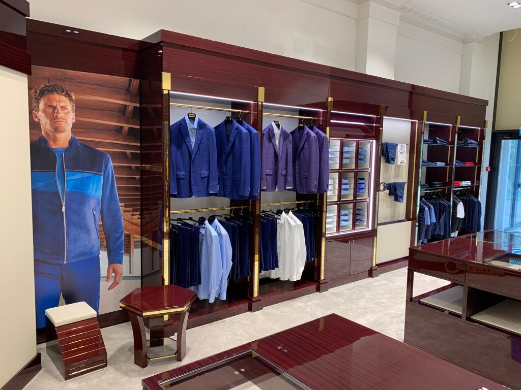 Интерьер бутика "Zilli" в Сочи (России).