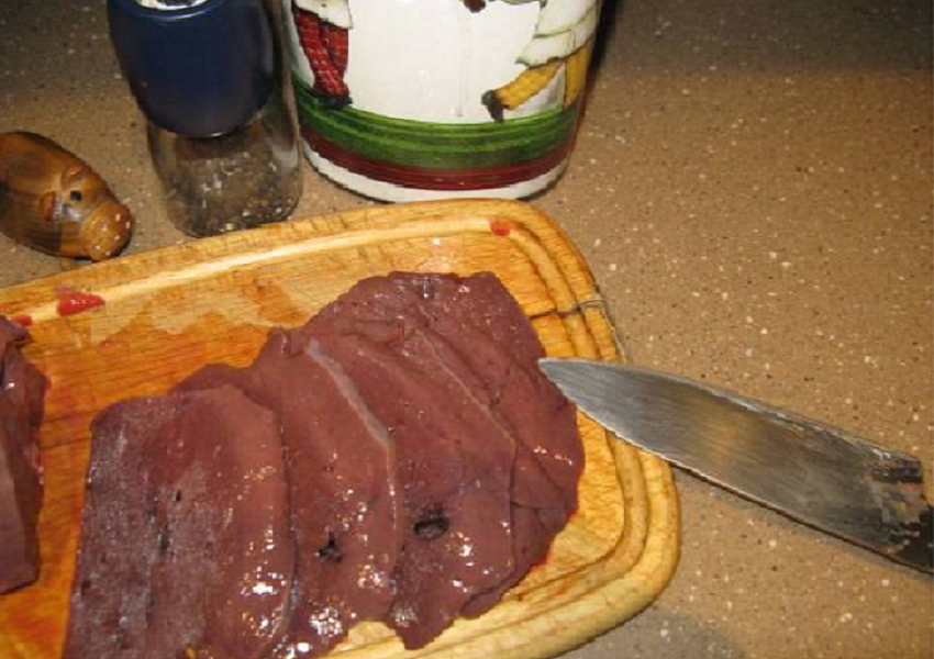 Печень белого медведя содержит смертельный уровень витамина А