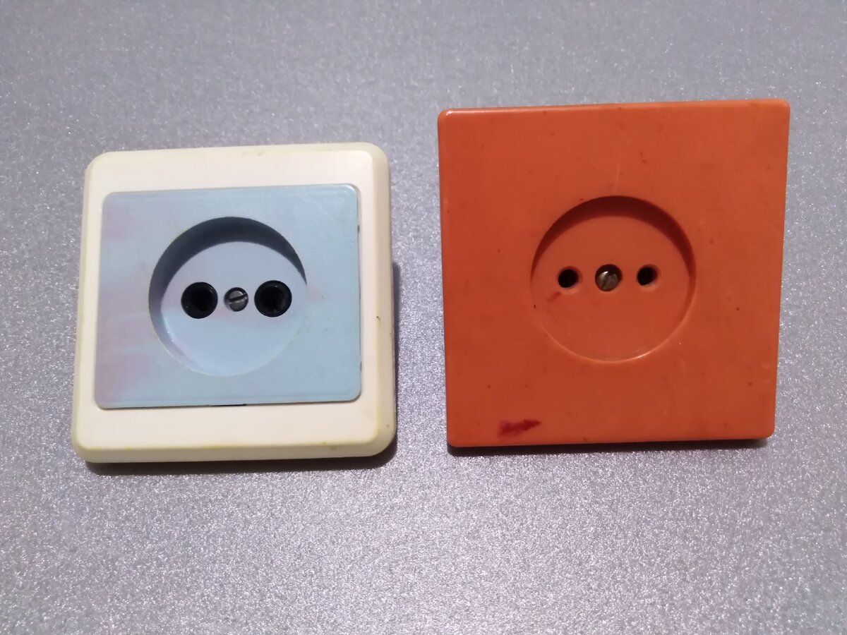 Замена розетки ссср на новую