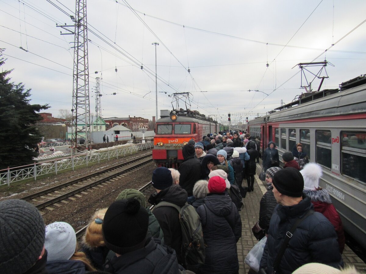 Пересадка на станции Черусти. 