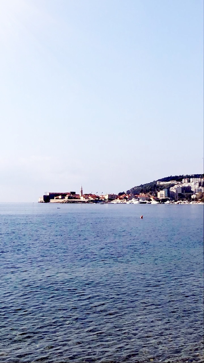 👀 Вид из Бечичи на Будву