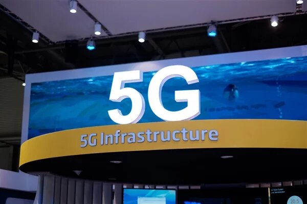 Сеть 5G, которая к сожалению пока у нас нет. Может это хорошо? У нас 4G отлично работает. Источник фото: gizmochina