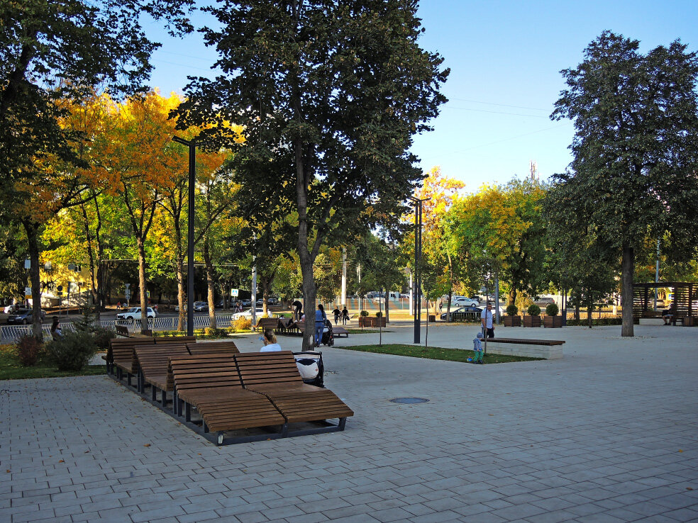 Крымская площадь самара. Самара парк. Крымская площадь самара. Площадь урицкого самара. Площадь урицкого самара.