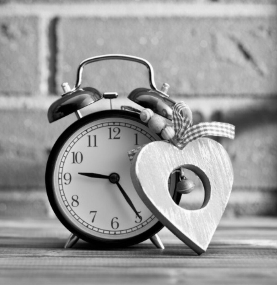 Сколько тебе лет? Сто, милый) По фото не видно?)))