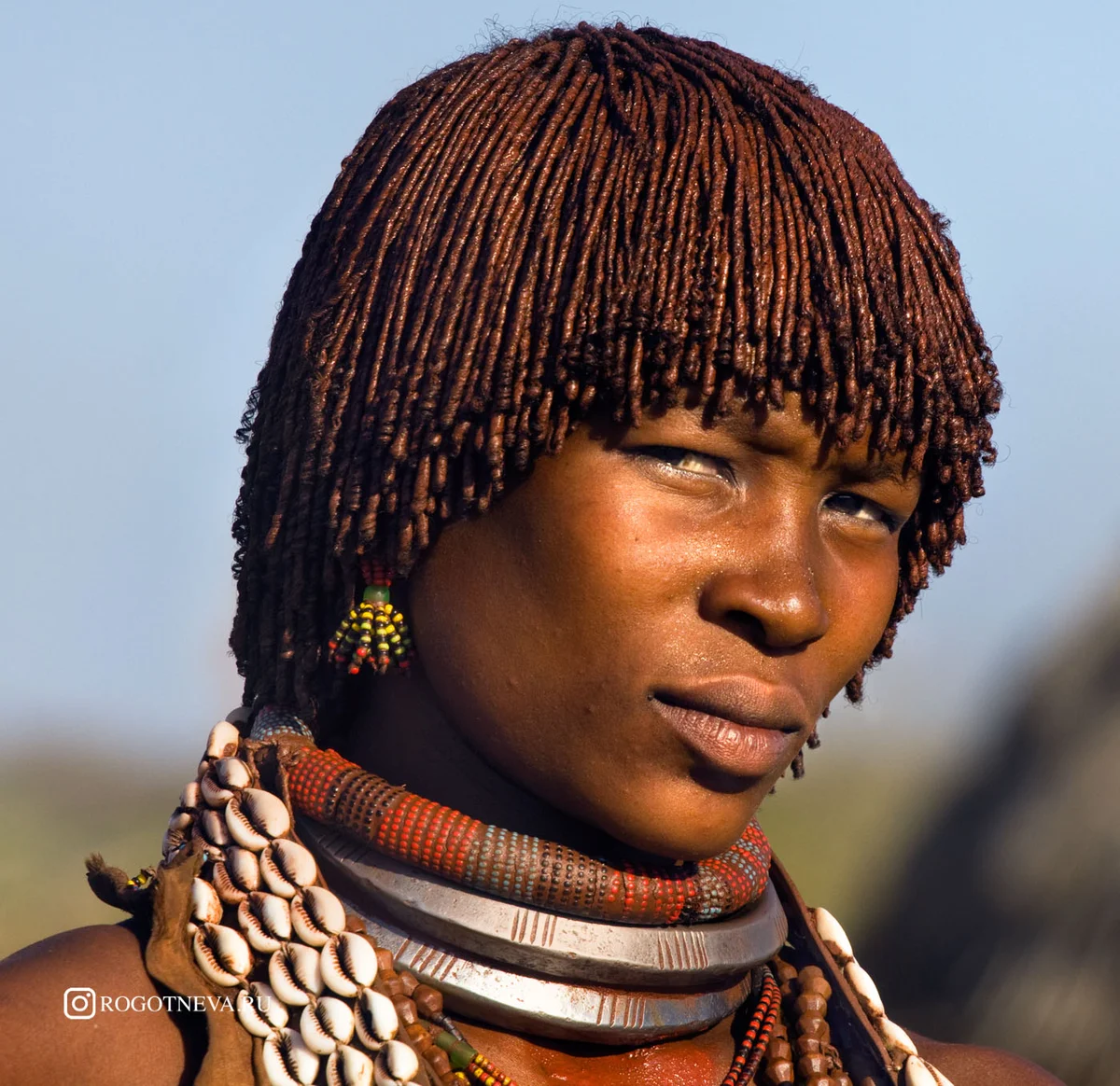 Эфиоп. Африканцы негроидная раса. Виктория Роготнева. Негроидная раса племена. Эфиопы народ Африки.