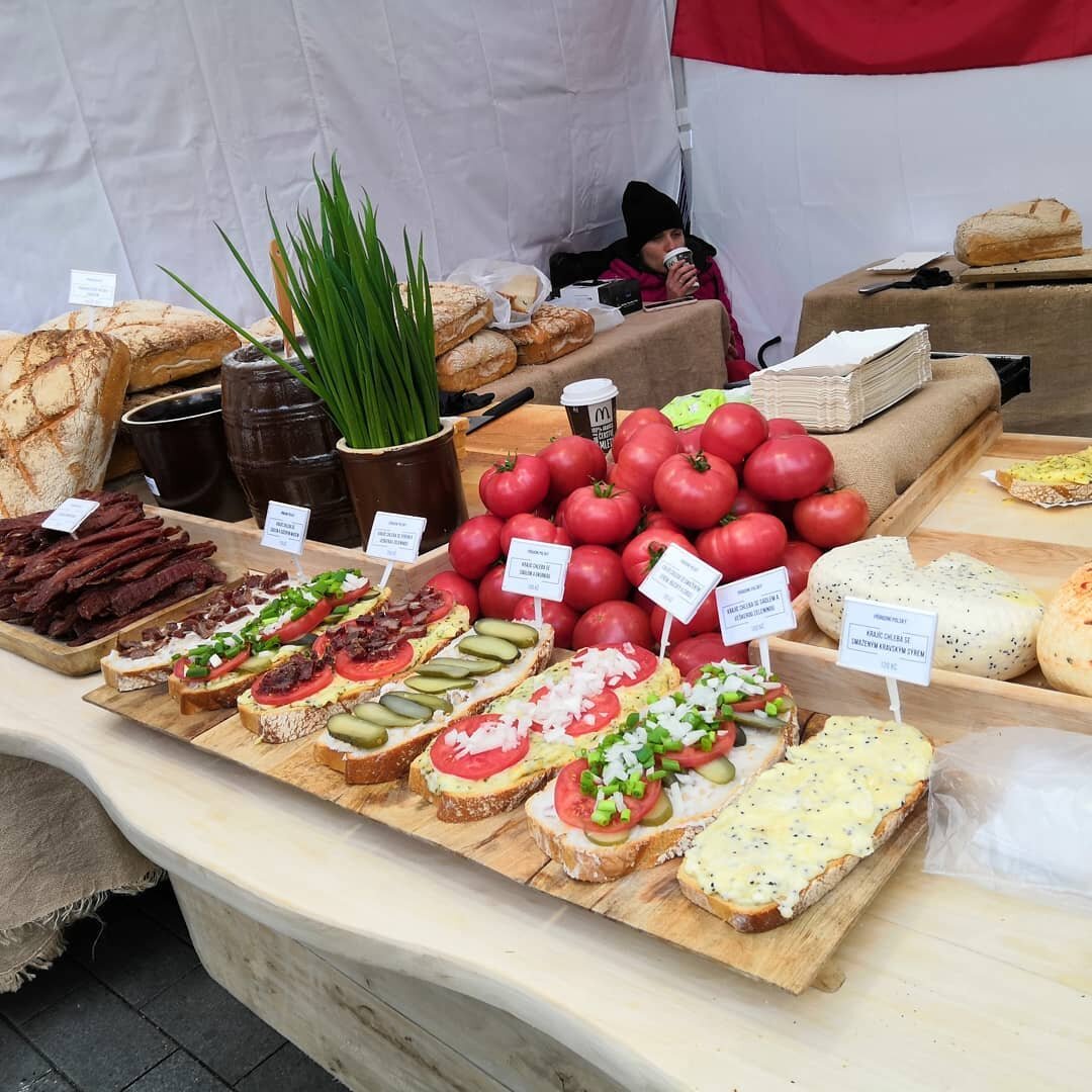 Фото с фестиваля стран мира в Брно. Уникальная возможность попробовать кухню разных стран. Ну разве не здорово.